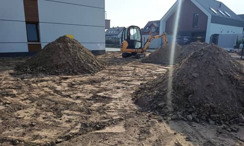 Przygotowanie terenu pod założenie trawnika