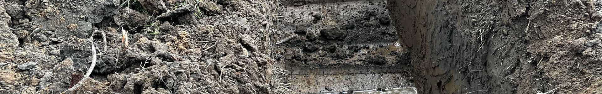 Co to są prace ziemne? Jak wykonać je minikoparką?