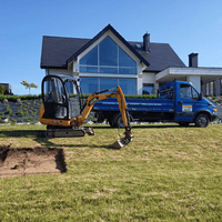 Wyrównanie oraz niwelacja skarpy